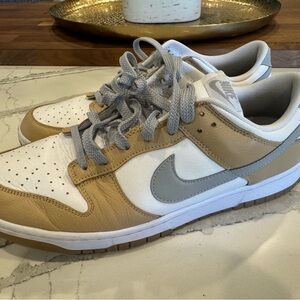 Nike Dunk Low Premium